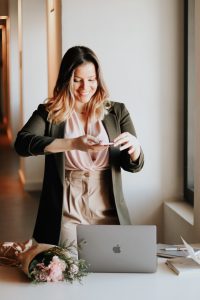 ordenador flores móvil lis content